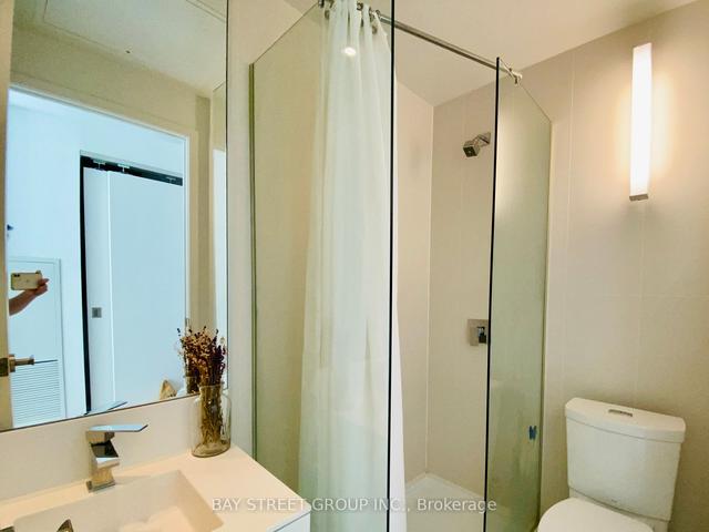 3310 - 125 Peter St, Condo with 1 bedrooms, 1 bathrooms and 0 parking in Toronto ON | Image 19