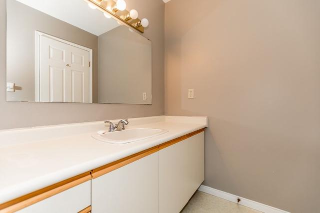 109 - 111 Grew Blvd, Condo with 2 bedrooms, 2 bathrooms and 1 parking in Georgina ON | Image 17
