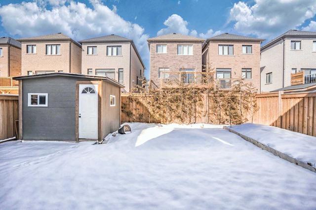 144 Algoma Dr, House detached with 4 bedrooms, 5 bathrooms and 6 parking in Vaughan ON | Image 32