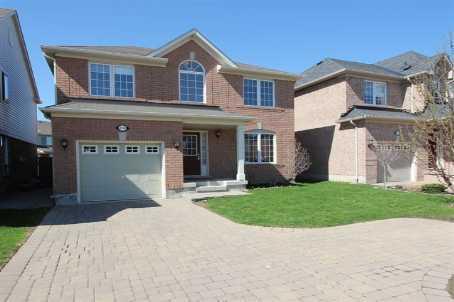 2330 Grand Oak Tr, House detached with 4 bedrooms, 3 bathrooms and 4 parking in Oakville ON | Image 1