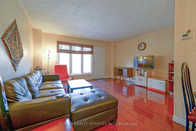 143 - 475 Bramalea Rd, Townhouse with 3 bedrooms, 2 bathrooms and 2 parking in Brampton ON | Image 34