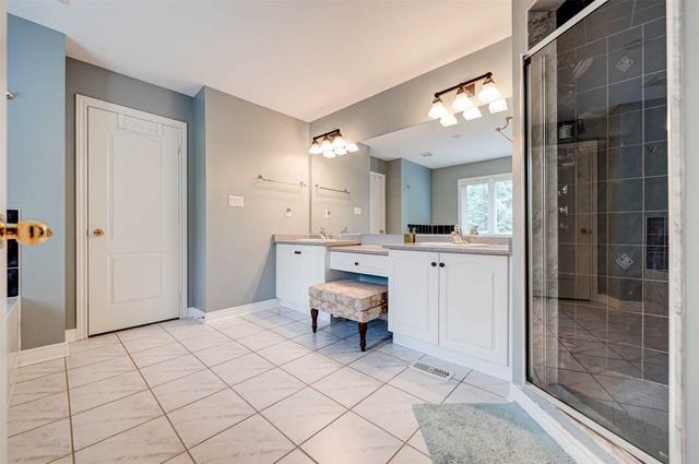3394 Fox Run Circ, House detached with 4 bedrooms, 7 bathrooms and 6 parking in Oakville ON | Image 11