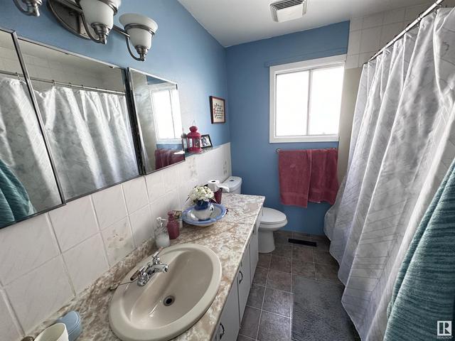 9740 99 St, House detached with 4 bedrooms, 2 bathrooms and null parking in Westlock AB | Image 13