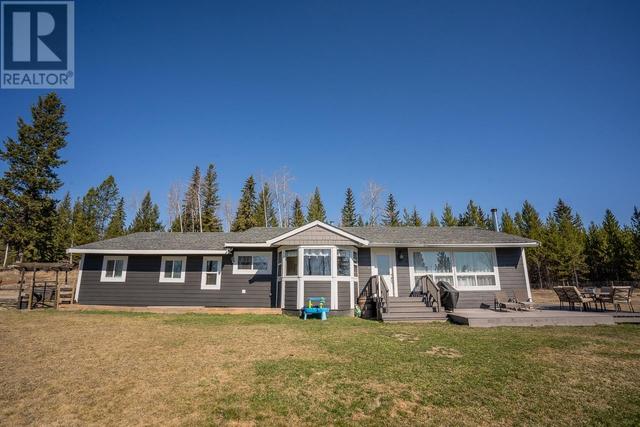 6313 Archie Meadow Road, House detached with 4 bedrooms, 2 bathrooms and null parking in Cariboo H BC | Image 1
