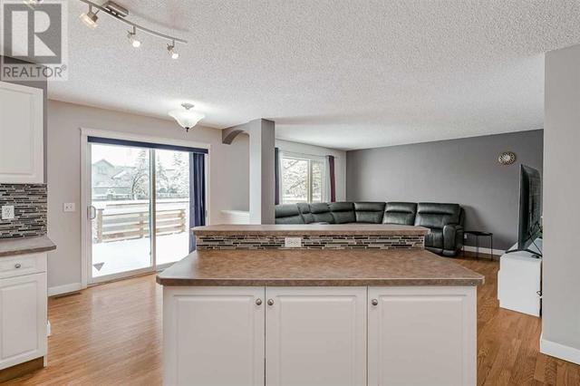 71 Wentworth Circle Sw, House detached with 4 bedrooms, 3 bathrooms and 4 parking in Calgary AB | Image 5