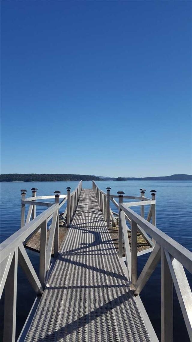 81 Mckenzie Cres, House detached with 2 bedrooms, 2 bathrooms and 3 parking in Southern Gulf Islands BC | Image 6