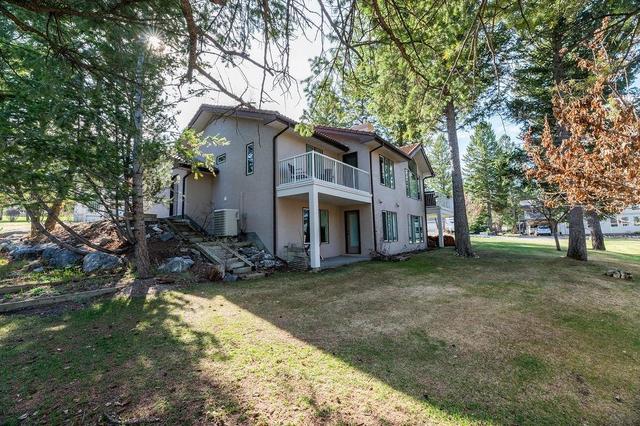 5135 Riverview Crescent, House detached with 4 bedrooms, 4 bathrooms and 4 parking in East Kootenay F BC | Image 7