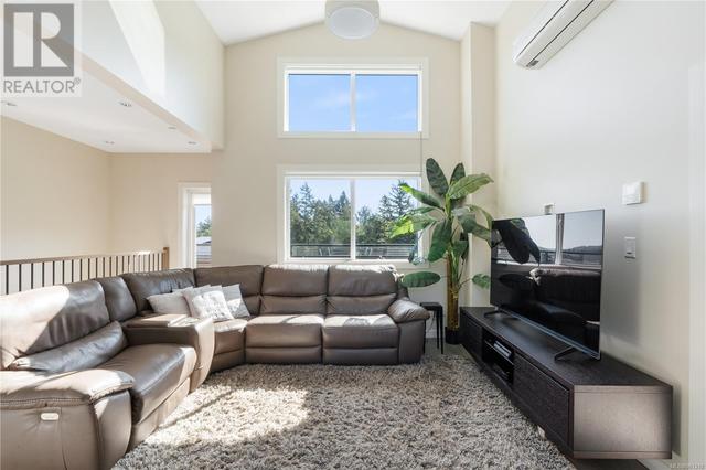 109 - 1464 Bear Mountain Pkwy, House attached with 3 bedrooms, 4 bathrooms and 6 parking in Langford BC | Image 15