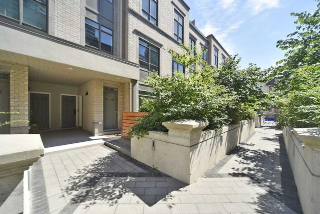 11 - 52 Holmes Ave, Townhouse with 2 bedrooms, 2 bathrooms and 2 parking in Toronto ON | Image 23