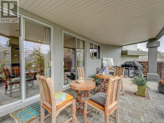 3450 Lord Nelson Way, House detached with 4 bedrooms, 3 bathrooms and 6 parking in Saanich BC | Image 53