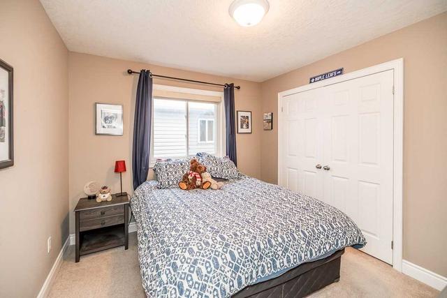 13 Auburn Crt, House detached with 4 bedrooms, 3 bathrooms and 6 parking in Barrie ON | Image 6