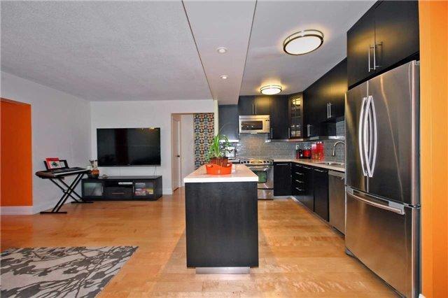 404 - 65 Southport St, Condo with 3 bedrooms, 2 bathrooms and 1 parking in Toronto ON | Image 6