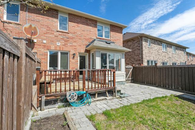 14 Biddens Sq, House semidetached with 4 bedrooms, 4 bathrooms and 3 parking in Brampton ON | Image 26
