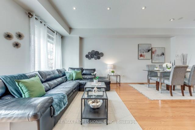 102 Ramage Lane, House attached with 3 bedrooms, 3 bathrooms and 2 parking in Toronto ON | Image 4
