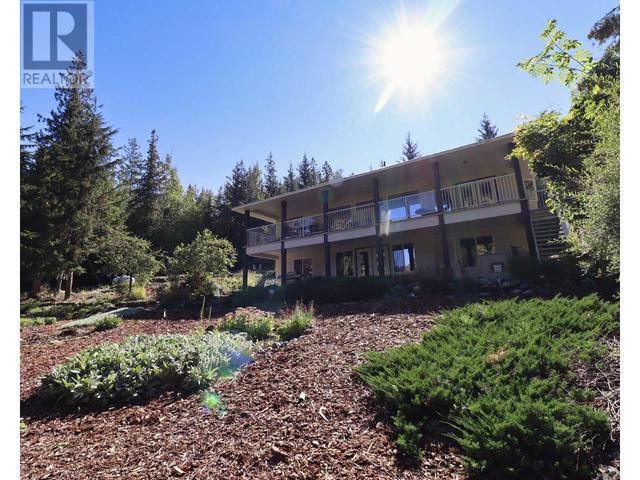4830 Goodwin Road, House detached with 3 bedrooms, 2 bathrooms and 20 parking in Columbia Shuswap C BC | Image 50