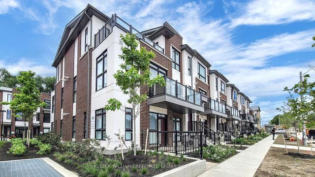 th203 - 100 Canon Jackson Dr, Townhouse with 2 bedrooms, 3 bathrooms and 1 parking in Toronto ON | Image 1