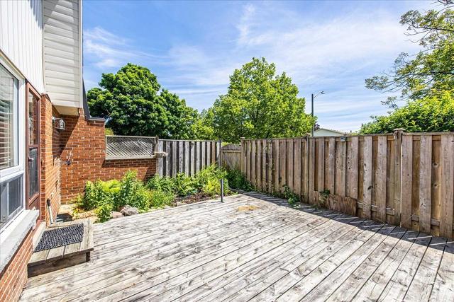 114 Deacon Lane, Townhouse with 3 bedrooms, 2 bathrooms and 2 parking in Ajax ON | Image 17