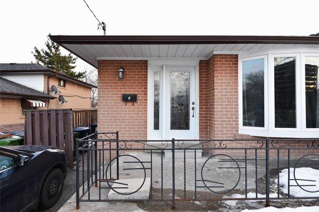 3 Van Allan Rd, House semidetached with 4 bedrooms, 4 bathrooms and 2 parking in Toronto ON | Image 1