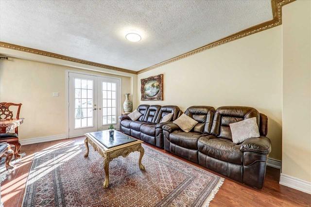 1468 Anton Sq, House semidetached with 3 bedrooms, 3 bathrooms and 4 parking in Pickering ON | Image 30