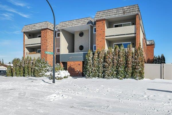 303 - 7031 Gray Drive, Condo with 2 bedrooms, 1 bathrooms and 1 parking in Red Deer AB | Image 1