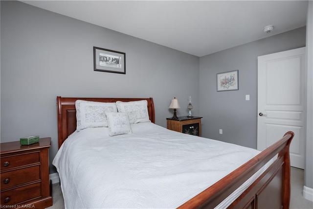 100 Hartwood Crescent, House detached with 5 bedrooms, 3 bathrooms and 6 parking in Greater Napanee ON | Image 24
