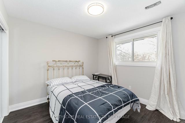 580 Gibb St, House detached with 6 bedrooms, 3 bathrooms and 6 parking in Oshawa ON | Image 20