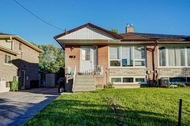 21 Syracuse Cres, House semidetached with 4 bedrooms, 2 bathrooms and 3 parking in Toronto ON | Image 19
