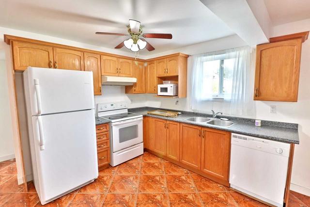 2326 Virginia Park Ave, House detached with 3 bedrooms, 3 bathrooms and 8 parking in Windsor ON | Image 28