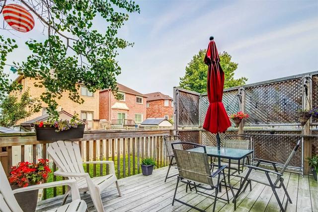 32 Forestgrove Circ, House detached with 3 bedrooms, 4 bathrooms and 6 parking in Brampton ON | Image 27