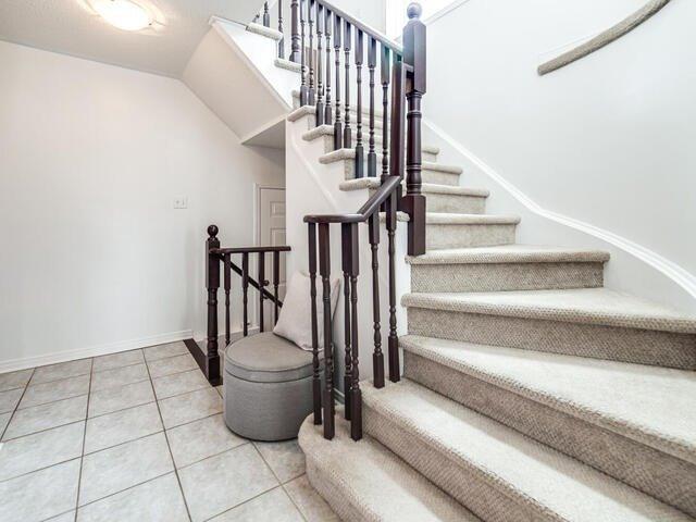 78 Hutton Pl, House detached with 3 bedrooms, 3 bathrooms and 5 parking in Clarington ON | Image 9