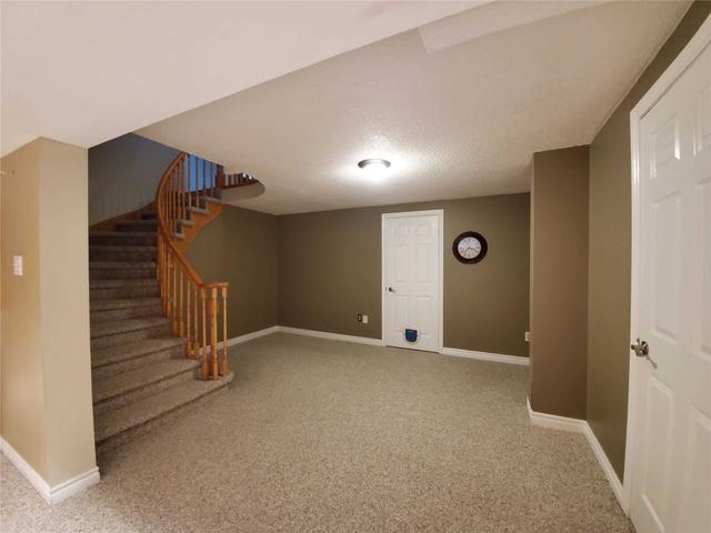 2763 Teak Cres, House detached with 4 bedrooms, 4 bathrooms and 4 parking in Oakville ON | Image 5
