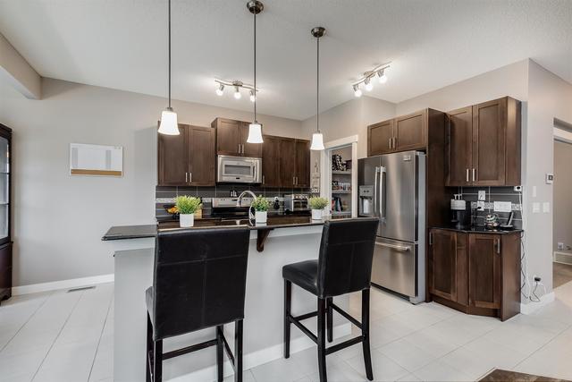 127 Hillcrest Circle Sw, House detached with 4 bedrooms, 3 bathrooms and 4 parking in Calgary AB | Image 8
