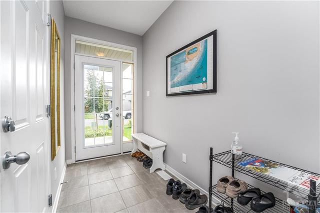 196 Onyx Crescent, House detached with 3 bedrooms, 3 bathrooms and 6 parking in Clarence Rockland ON | Image 4