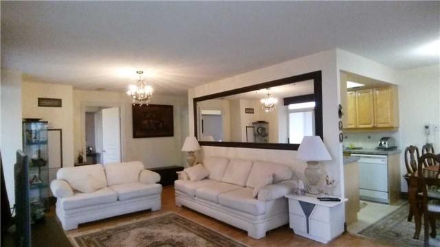 512 - 10 Northtown Way, Condo with 2 bedrooms, 2 bathrooms and 1 parking in Toronto ON | Image 5