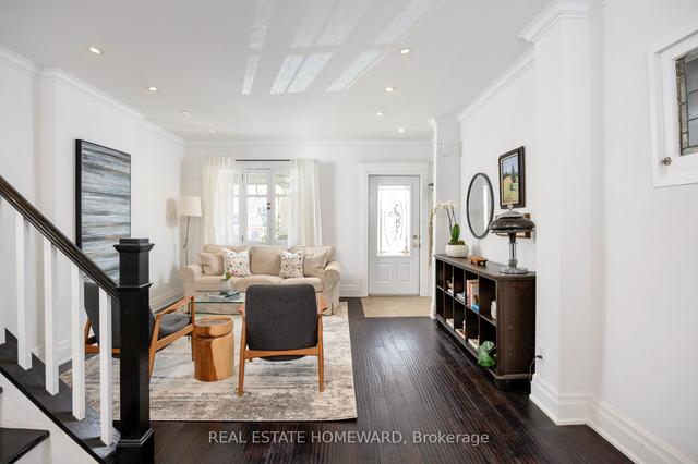 49 Victoria Park Ave, House semidetached with 3 bedrooms, 3 bathrooms and 1 parking in Toronto ON | Image 35