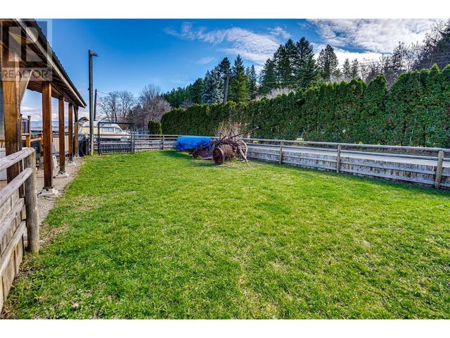4574 Larkin X Road, House detached with 5 bedrooms, 3 bathrooms and 6 parking in Spallumcheen BC | Image 43