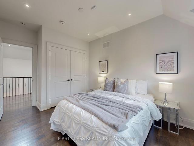 504 Broadway Ave, House detached with 4 bedrooms, 5 bathrooms and 6 parking in Toronto ON | Image 21