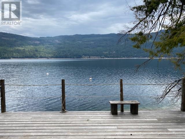 6 - 6432 Sunnybrae Canoe Point Road, House detached with 3 bedrooms, 2 bathrooms and 5 parking in Columbia Shuswap C BC | Image 8