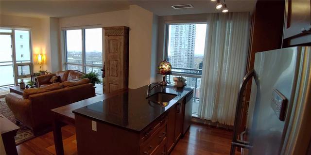 2320 - 98 Lillian St, Condo with 2 bedrooms, 2 bathrooms and 1 parking in Toronto ON | Image 5