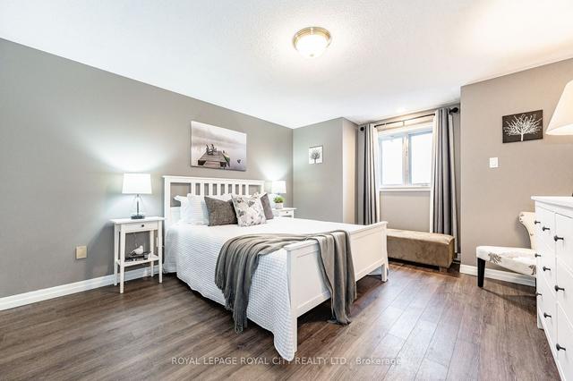 42 Peartree Cres, House detached with 3 bedrooms, 4 bathrooms and 6 parking in Guelph ON | Image 20