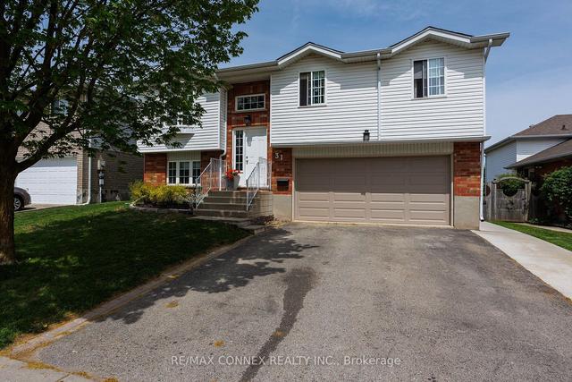 31 Peartree Cres, Guelph, ON, N1H8J2 | Card Image