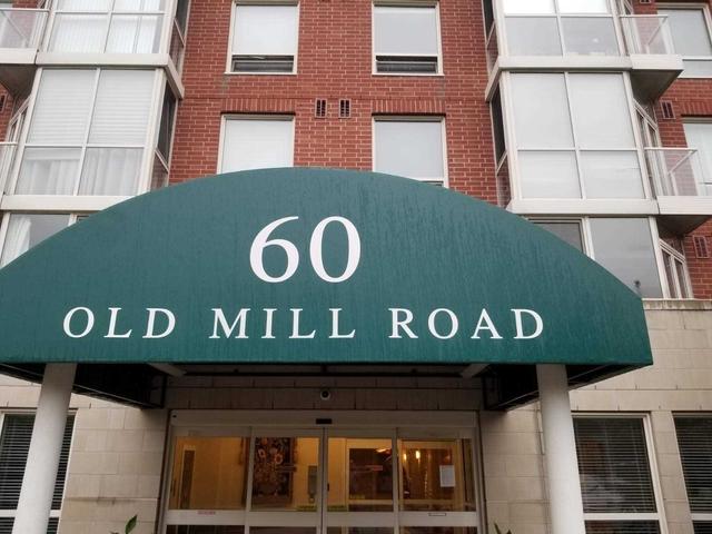 307 - 60 Old Mill Rd, Condo with 1 bedrooms, 1 bathrooms and 1 parking in Oakville ON | Image 2