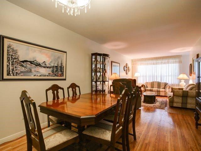 123 Cordella Ave, House semidetached with 3 bedrooms, 2 bathrooms and 3 parking in Toronto ON | Image 6