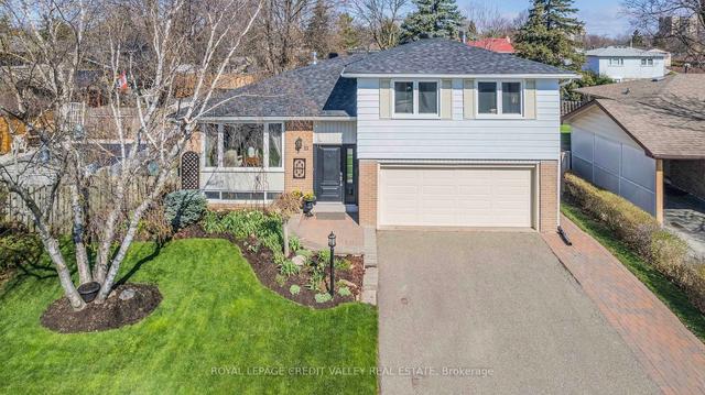 25 Caledon Cres, House detached with 3 bedrooms, 2 bathrooms and 6 parking in Brampton ON | Image 35