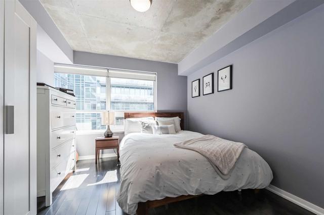 th15 - 57 East Liberty St, Townhouse with 2 bedrooms, 2 bathrooms and 1 parking in Toronto ON | Image 2