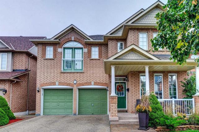 74 Peachwood Cres, House detached with 4 bedrooms, 3 bathrooms and 2 parking in Hamilton ON | Image 1