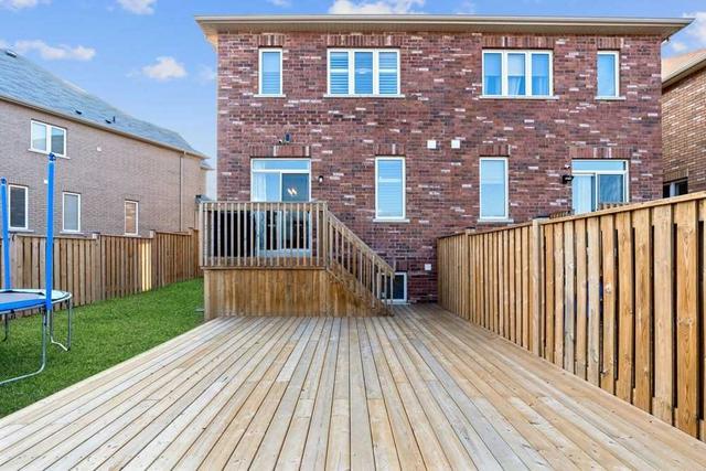 100 Narbonne Cres, House semidetached with 3 bedrooms, 3 bathrooms and 3 parking in Hamilton ON | Image 30