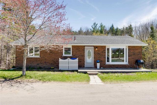 4035 Horseshoe Valley Rd W, House detached with 2 bedrooms, 2 bathrooms and 12 parking in Springwater ON | Card Image