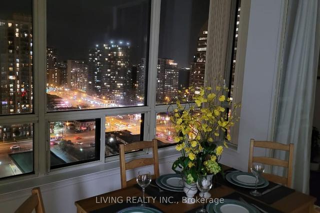 2016 - 7 Bishop Ave, Condo with 2 bedrooms, 2 bathrooms and 1 parking in Toronto ON | Image 22
