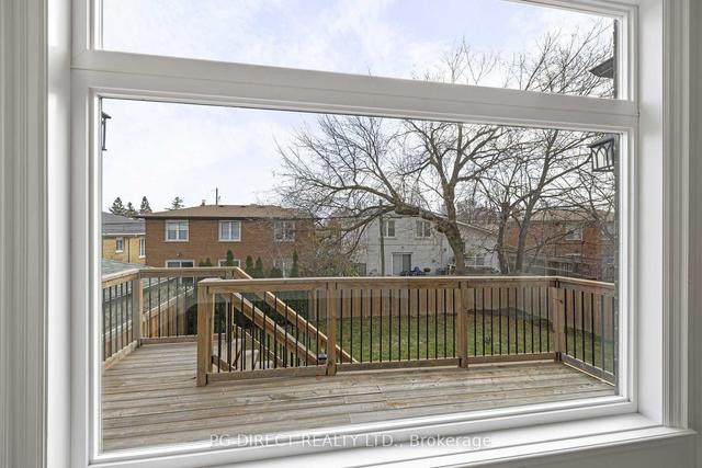 235 Codsell Ave, House detached with 4 bedrooms, 6 bathrooms and 6 parking in Toronto ON | Image 11